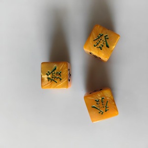 Dados de Mahjong Acrílicos Dorados de 26 mm, Marcadores de Dirección del Viento (Oriente, Sur, Oeste, Norte) para el Juego de Mahjong - Product Image 5