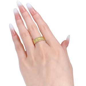 Bảy. Một 14k vàng trang sức bán buôn tốt sang trọng vàng vàng mạ 925 bạc xoắn dây <span class=keywords><strong>Cubic</strong></span> <span class=keywords><strong>Zirconia</strong></span> kim cương Nhẫn cưới - Product Image 3