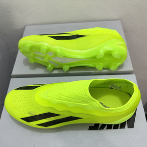 Botines de Fútbol para Hombre en Oferta, Zapatos Deportivos de Fútbol Sala Unisex, Botines de Fútbol de Tobillo Alto, Tacos de Fútbol Transpirables - Product Image 4