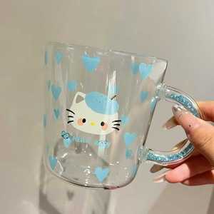Vaso de Vidrio de 460 ml con Diseño de Hello Kitty y Asa con Brillantina para Leche, Jugo, Café, Uso Diario en el Hogar y Regalo - Product Image 3
