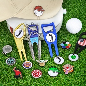 Outil de réparation de divots en gros, ensemble de logos magnétiques en silicone personnalisés, accessoires métalliques amusants, clip de chapeau, marqueur de balle de golf personnalisé - Product Image 1