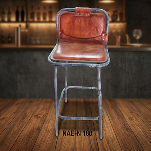 Chaise de bar industrielle vintage en fer et métal, style design contemporain antique, pour hôtels et bars à domicile - Product Image 3