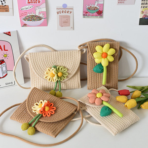Cute Woven Flower Crossbody Bag 7 Inch Magnetic Buckle Portable Summer Beach Shoulder Bag For Women - Product Image 3