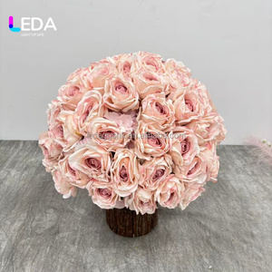 ลูกบอลดอกไม้ประดิษฐ์ผ้าไหม LEDA ขนาด 40 ซม. สีชมพู สำหรับตกแต่งโต๊ะงานแต่งงานและงานอีเว้นท์ - Product Image 5