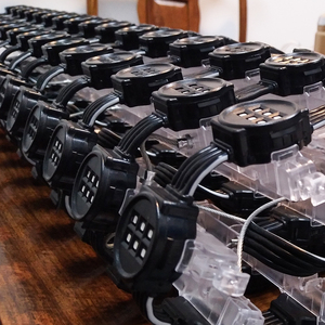 IP66 không thấm nước linh hoạt <span class=keywords><strong>LED</strong></span> lưới màn hình hiển thị cho kính Rèm xây dựng phương tiện truyền thông pixel ánh sáng lưới màn hình <span class=keywords><strong>LED</strong></span>. - Product Image 4