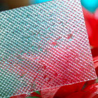 Plaques de prisme en polycarbonate à haute transmission lumineuse et à diffusion lumineuse pour les panneaux de couverture des éclairages LED