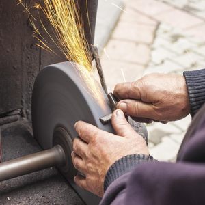 Mola professionale da 6 pollici a 80 graniglia 0.8 "spessore con 1 1/4" ruota di macinazione a forma di coppa di pergolato in ossido di alluminio - Product Image 4