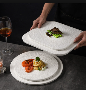 Juego de Platos de Cerámica Mate con Textura de Piedra Blanca, Estilo Bohemio |   Vajilla Ecológica y Duradera para Hoteles, Bodas y Restaurantes de Alta Gama, Venta al por Mayor - Product Image 1