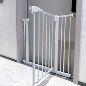 Barrière d'escalier moderne en fer YIXIN SG-003 pour bébés et chiens, barrière de sécurité pour enfants, protection contre les chutes, clôture pour chiots, conforme à la norme EN71 - Product Image 5