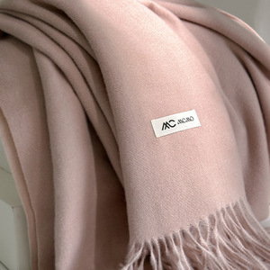 Bufanda de invierno rosa fuerte suave y acogedora envoltura de flecos para mujer bufanda rosa brillante chal cálido de gran tamaño bufanda <span class=keywords><strong>fucsia</strong></span> de moda OEM/ODM - Product Image 5