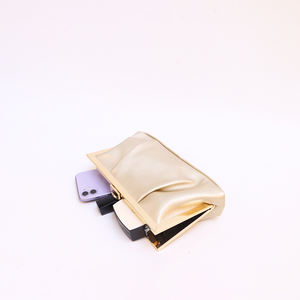 高品质复古风格女式<span class=keywords><strong>PU</strong></span>离合器晚装包，时尚褶皱质感派对新款时尚配饰 - Product Image 4