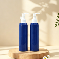 Botol Pompa Silinder PET Tinggi Ramping 180ml Custom, Dispenser Kosmetik Biru Tua Mengkilap dengan Pompa Lotion Putih
