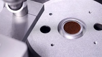 Machine automatique de remplissage et de scellage des aliments avec moteur pneumatique et système de conditionnement PLC