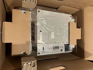 Prix négociable - Série J3 - Variateur de vitesse 11KW - MR-J3-11KA4 - MR-J3-11KA-PX - Product Image 1