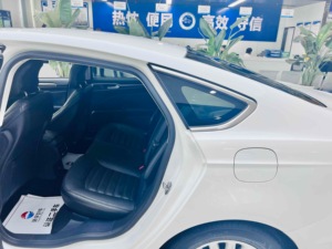 Accettiamo Ordini Personalizzati: <span class=keywords><strong>Ford</strong></span> Mondeo 2.0l GTDi200 Edizione Fashion 2013, Berlina di Lusso Usata, Interni in Pelle Scura, Cerchi R17, Cambio Automatico, Tetto Panoramico - Product Image 6