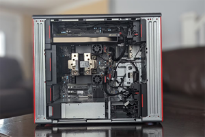 เวิร์กสเตชัน Lenovo ThinkStation P7 สำหรับการเรียนรู้เชิงลึก AI การจำลองภาพกราฟิก พร้อมหน่วยประมวลผล W5-3423/แรม 16GB/ฮาร์ดดิสก์ 2TB/พาวเวอร์ซัพพลาย 1400W คอมพิวเตอร์ตั้งโต๊ะ - Product Image 4