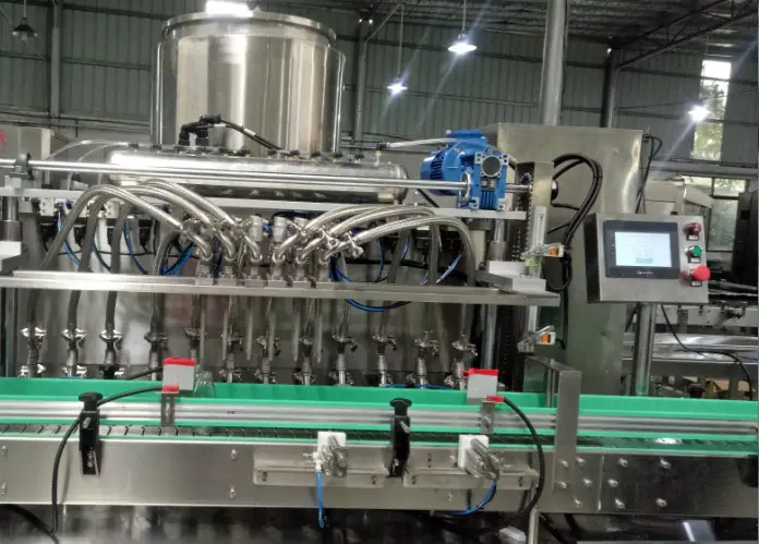 Fully Automatic High-precision Juice Liquid Labeling And Filling Machine Production Line
