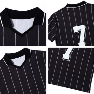 Custom zwart gestreept voetbaltenue heren retro V-hals polokraag ontwerp ademend sportkleding met uw logo en nummer - Product Image 3