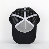 Casquette de baseball en polyester avec logo brodé personnalisé, vente en gros OEM, casquette de sport imperméable de haute qualité à 5 panneaux avec trous découpés au laser, Gorras