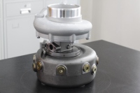Turbocharger Marine Baru GP Original J135A 1001868323 untuk Mesin Marine Weichai BAUDOUIN 12M26 806kw/1800rpm Garansi 2 Tahun