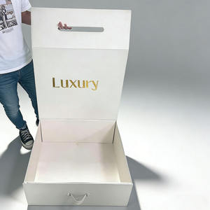 Kotak Hadiah Magnetik Lipat Kaku Kustom, Kotak Kado Mewah Hitam Besar dari Karton Lipat dengan Pegangan dan Tutup Magnetik - Product Image 6