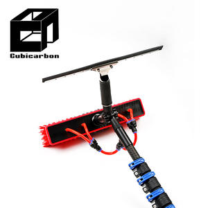 Système de nettoyage de vitres à haute pression avec perches télescopiques en fibre de carbone et perche à eau - Product Image 2