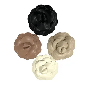 Großhandel Amazon Hot Sale Handmade Camellia Custom Multi color Leder Schuh Blume Für Damen Sandalen Schuh zubehör