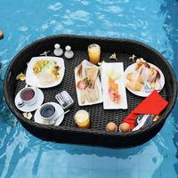 Ovale Luxe Drijvende Ontbijtkorf van PP Rattan, Waterdicht, Duurzaam, Enkelvoudig, voor Hotel, Zwembad, Villa, Resort, Badkamer, Water