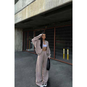 Conjunto de Traje de Pantalón con Cierre para Mujer en Color Beige - Product Image 5