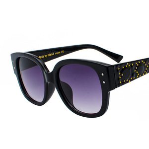 Maidis Women's <b>Large</b> <b>Frame</b> Studded Sunglasses Brown UV400 For Round And Long Faces - Product Image 2