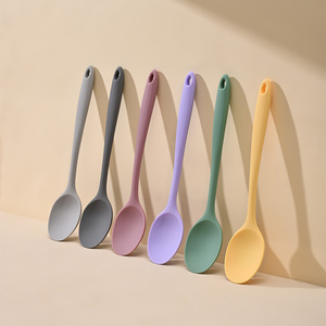 Nhà Sản Xuất Bán Buôn Nhiều Màu Silicone Nạo Đồ Dùng Salad Spoon An Toàn Đồ Dùng Nhà Bếp Thiết Lập Cho Baking Khuấy Trộn Công Cụ - Product Image 1
