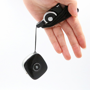 2G 3G 4G SOS nút gọi khẩn cấp trẻ em động vật trẻ em GPS <span class=keywords><strong>Tracker</strong></span> cho người già an toàn GPS theo dõi dây đeo cổ tay đồng xu Kích thước GPS <span class=keywords><strong>Tracker</strong></span> - Product Image 4