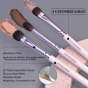 Bàn Chải Bằng Gỗ Xử Lý Glitz Glam Chất Lượng Cao Biểu Tượng Tùy Chỉnh Cá Nhân Số Lượng Lớn Phụ Nữ Bạc Vegan Eyeshadow Trang Điểm Sang Trọng Bàn Chải Thiết Lập - Product Image 4