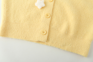 <span class=keywords><strong>Cardigan</strong></span> da <span class=keywords><strong>Donna</strong></span> <span class=keywords><strong>Giallo</strong></span> con Collo Tondo, Bottoni, Maniche Lunghe, Maglia Larga, Casual e alla Moda - Product Image 5