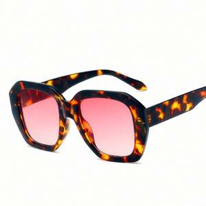 Gafas de Sol Personalizadas con Logotipo Vintage para Hombre y Mujer, Gafas de Sol Cuadradas Irregulares con Lentes Degradadas y Protección UV400 - Product Image 4