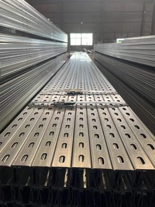 Usine directe bon prix galvanisé à chaud en acier inoxydable GI Strut C canal Q235B matériel flexion coupe disponible - Product Image 4
