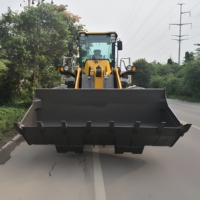 Chargeuse sur pneus agricole de 2,8 tonnes, godet de 1,5 m³, moteur diesel Weichai de 92 kW, chargeuse frontale pour le chargement agricole, la manutention de matériaux et les travaux sur le terrain