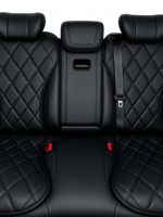 Canapé arrière 3 places en cuir perforé beige avec repose-pieds extensible 180 °   Sièges modifiés pour conversion de fourgonnette MPV en camping-car à lit plat