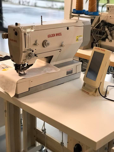 Máquina de coser industrial, máquina de abotonamiento recta electrónica de la serie Golden Wheel - Product Image 3