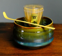 Ensemble de fouet à matcha de style japonais, support de fouet de torchon en bambou, avec bec verseur en métal, kit de boîte cadeau pour café et thé.