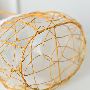 Iron gold <b>flower</b> <b>basket</b>, hand-held woven gift <b>basket</b>, <b>flower</b> arrangement <b>basket</b>, fruit storage <b>basket</b>, suitable <b>for</b> gifting. - Product Image 3