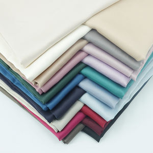 Fashional Lady vendita calda di alta qualità nuovo Design all'ingrosso copia seta scialle lungo Hijab pianura opaca raso Hijab - Product Image 4