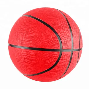 工厂制造的儿童促销礼品官方尺寸球亮红色橡胶篮球球