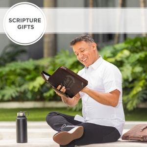 Étuis de livre personnalisés, couverture de Bible en cuir PU, porte-Bible délicat pour femmes - Product Image 5