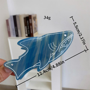 HONEY Serie Biología Oceánica Pinza para el pelo con forma de pez beso de ácido acético, tamaño mediano, para la parte trasera de la cabeza, tipo tiburón - Product Image 6