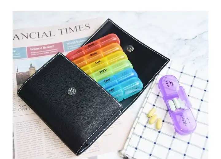 RTS Hot Sale Weekly Pill Organizer 3-Times-A-Day Portable 7 Day Pill Box Case Separate Compartments