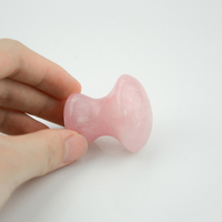 Ensemble Gua Sha et Rouleau Facial en Quartz Rose, Masseur Facial en Pierre Naturelle pour Anti-Âge, Réduire les Rides, les Poches sous les Yeux et les Cernes