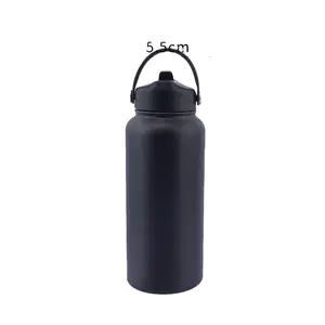 Botol air terisolasi 32 oz, dengan sedotan Stainless Steel olahraga cangkir air labu mulut lebar perjalanan Mug termal 32 oz