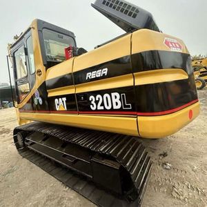 รถขุดไฮดรอลิกแบบตีนตะขาบญี่ปุ่น 20 ตัน รุ่น Cat 320 มือสอง รถขุด Caterpillar 320b 320c/320c320d 320d2 - Product Image 2