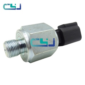Interruptor de Presión de Aceite 701M7305 701/M7305 701/80319 701/80591 701/80626 701/80459 para Retroexcavadora 3CX 4CX 1400B 1550B 1600B 1700 - Product Image 1